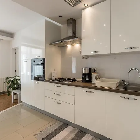 Villa Ana Umljanovic